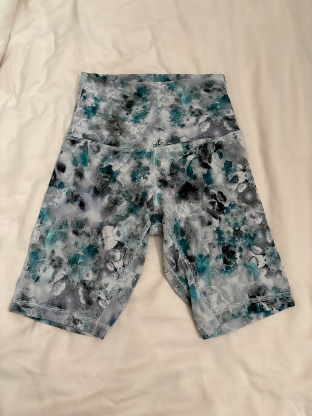 Lululemon biker shorts